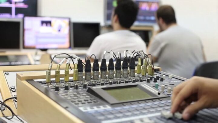 , productora,Productora UFV y Comunicación Avd UFV sur Daily Motion